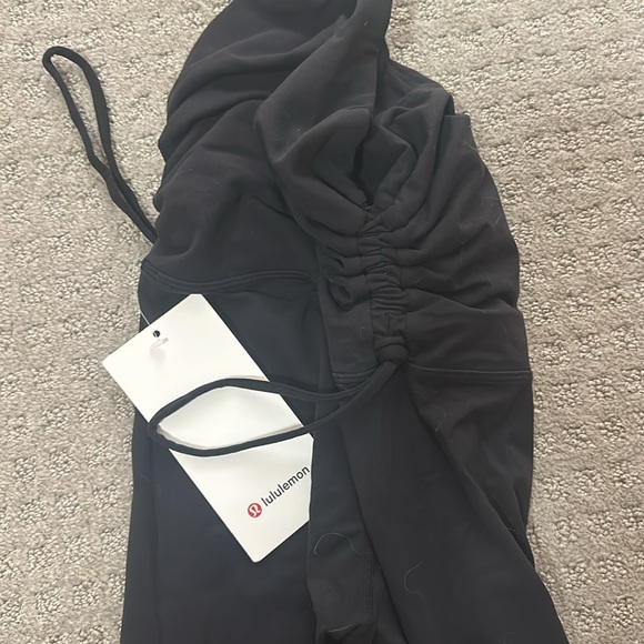 Lululemon leggings - Picture 2 of 5